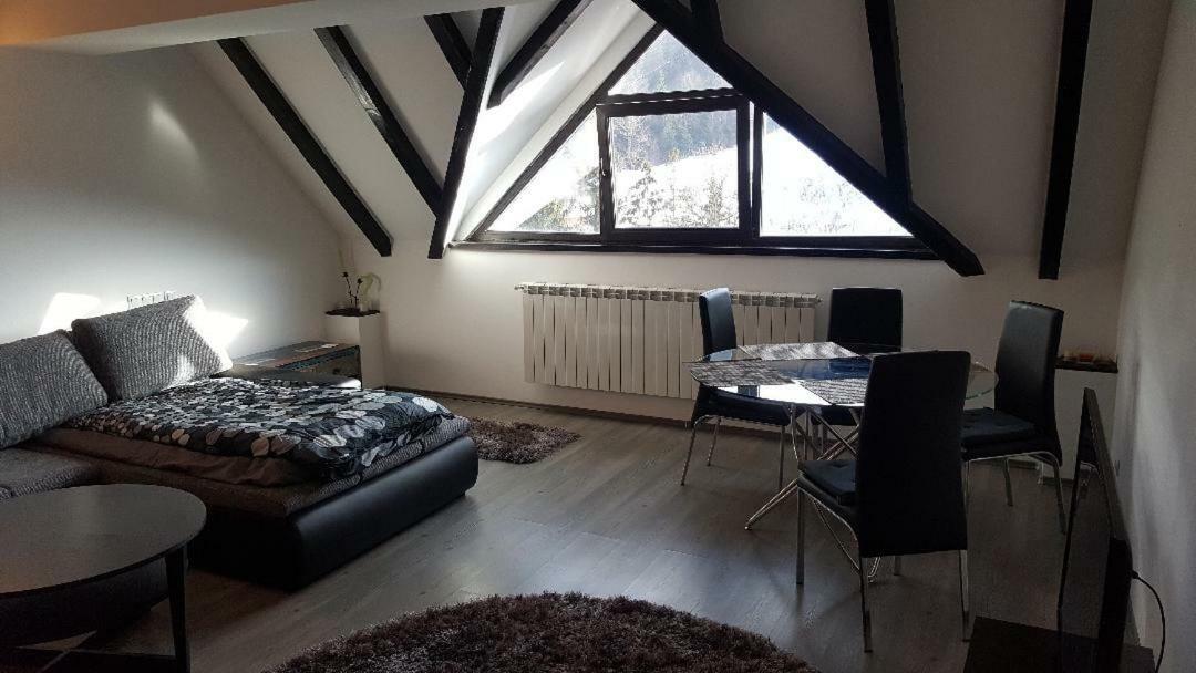 Treasure Mountain Predeal Buitenkant foto